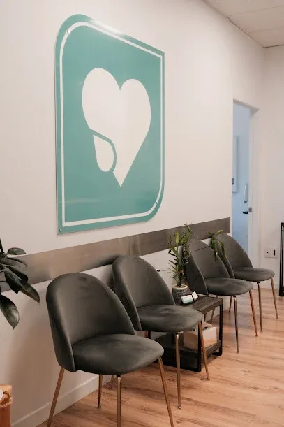 Centre Cura | Prises sanguins, test sang prélèvements, analyse infections urinaires, Dépistage ITSS, Bilan santé, Vaccination