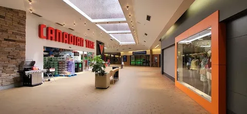 Labrador Mall